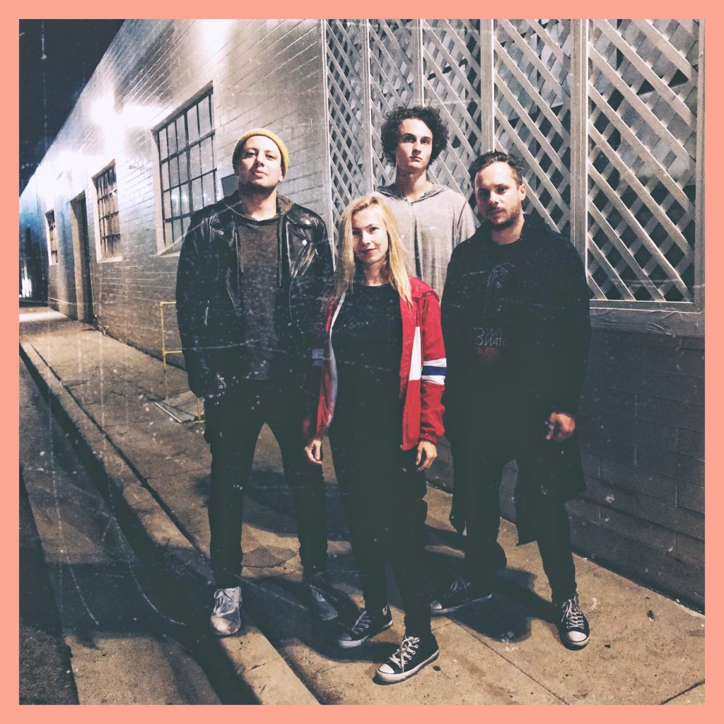 YardOfBlondes-Picture