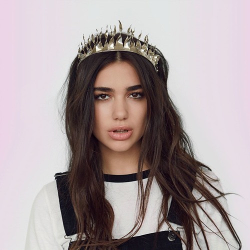 Photo of English singer and songwriter Dua Lipa.